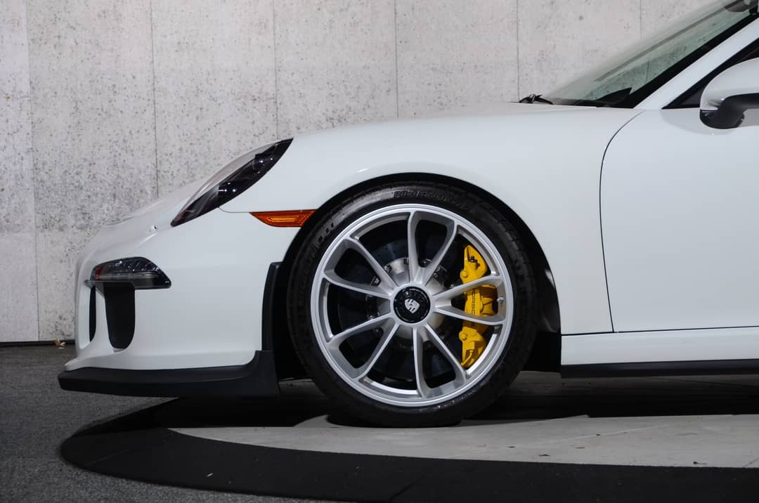 2016 Porsche 911 R — photo 46
