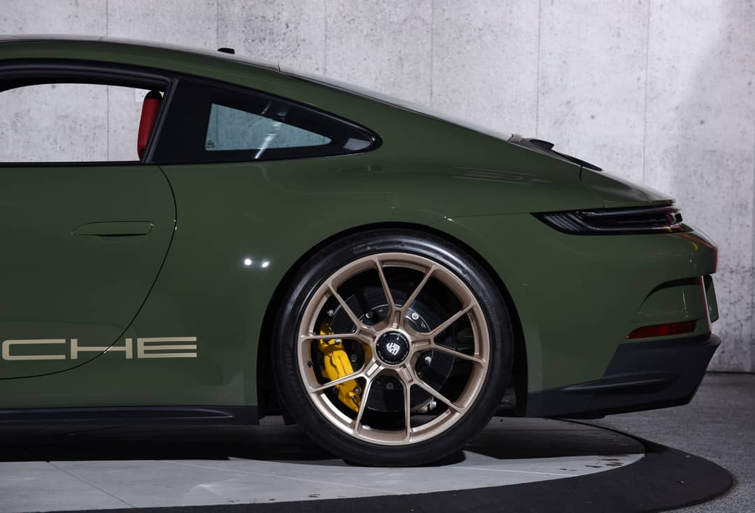2022 Porsche 911 GT3 Touring — photo 14