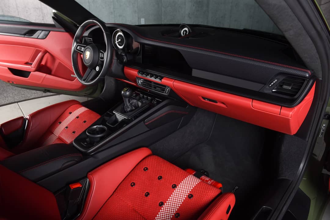 2022 Porsche 911 GT3 Touring — photo 17