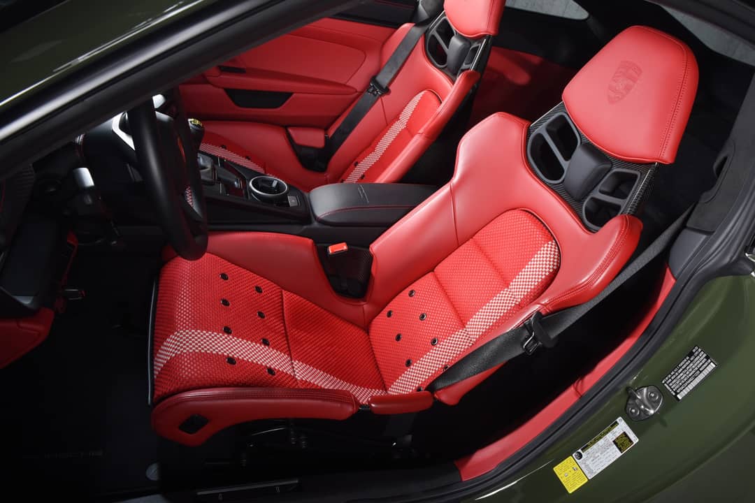 2022 Porsche 911 GT3 Touring — photo 18
