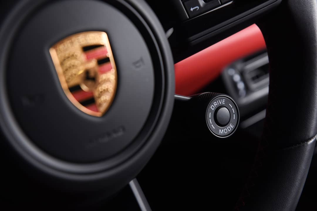 2022 Porsche 911 GT3 Touring — photo 20