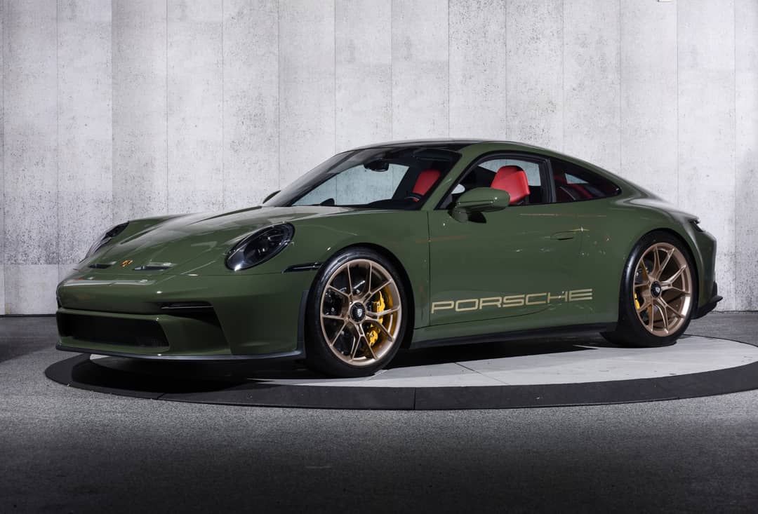 2022 Porsche 911 GT3 Touring — photo 8