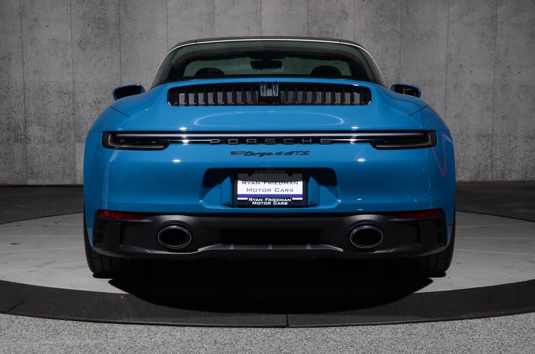 2024 Porsche 911 Targa 4 GTS — photo 11