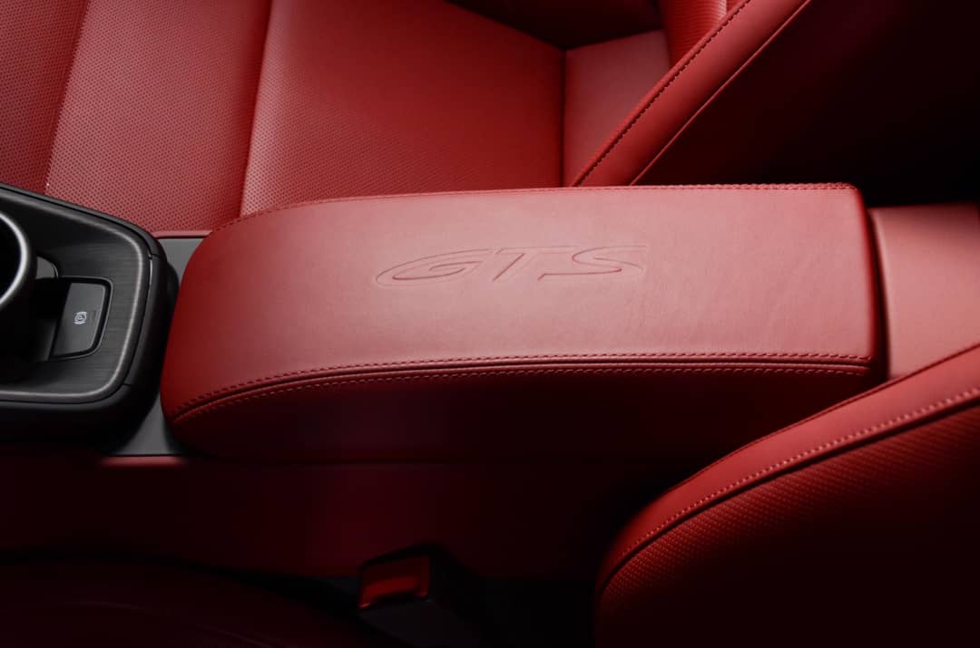 2024 Porsche 911 Targa 4 GTS — photo 22