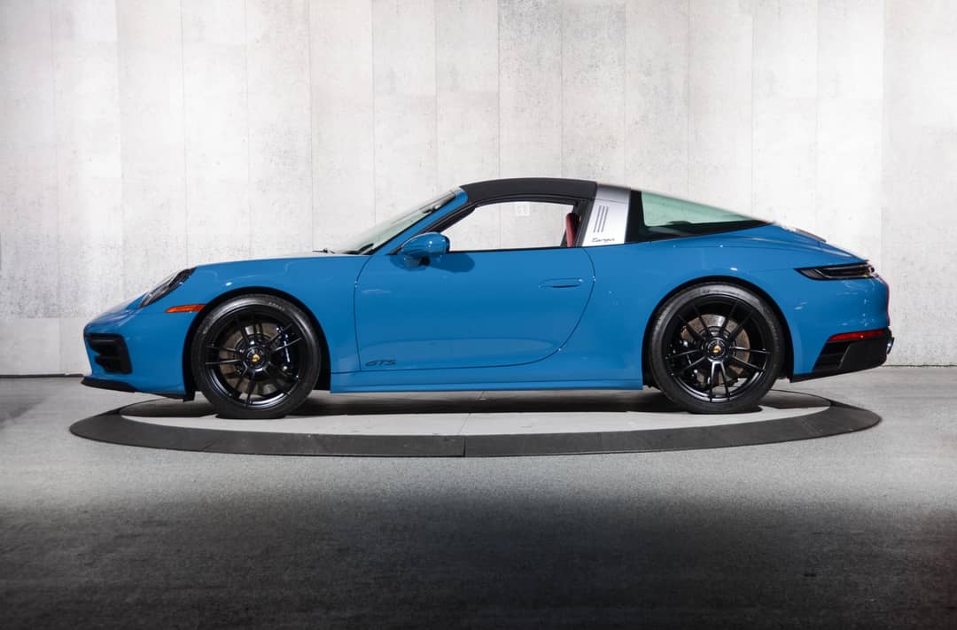 2024 Porsche 911 Targa 4 GTS — photo 31