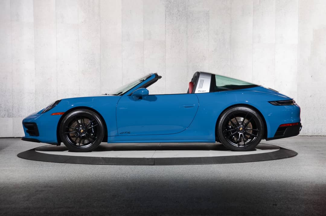 2024 Porsche 911 Targa 4 GTS — photo 32