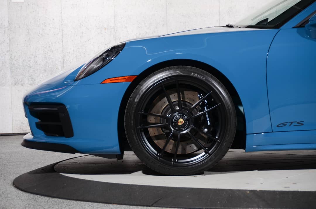 2024 Porsche 911 Targa 4 GTS — photo 34