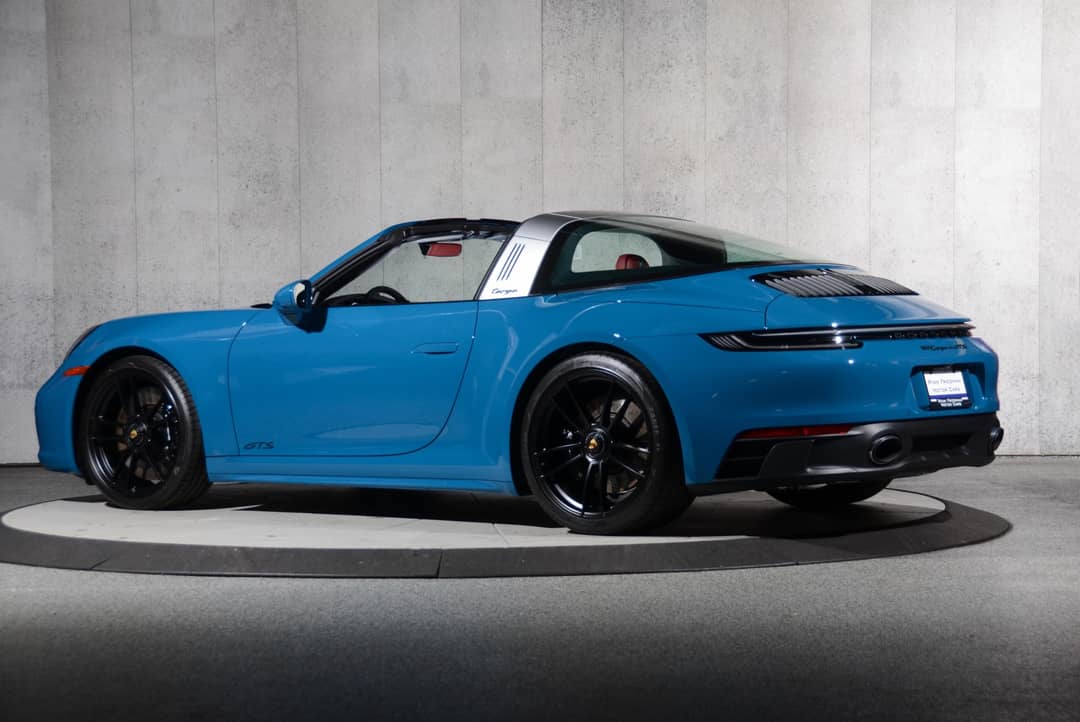 2024 Porsche 911 Targa 4 GTS — photo 9