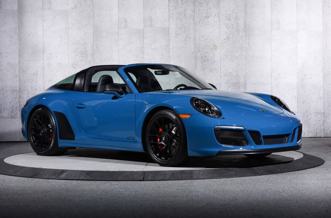 2018 Porsche 911 Targa 4 GTS — photo 2
