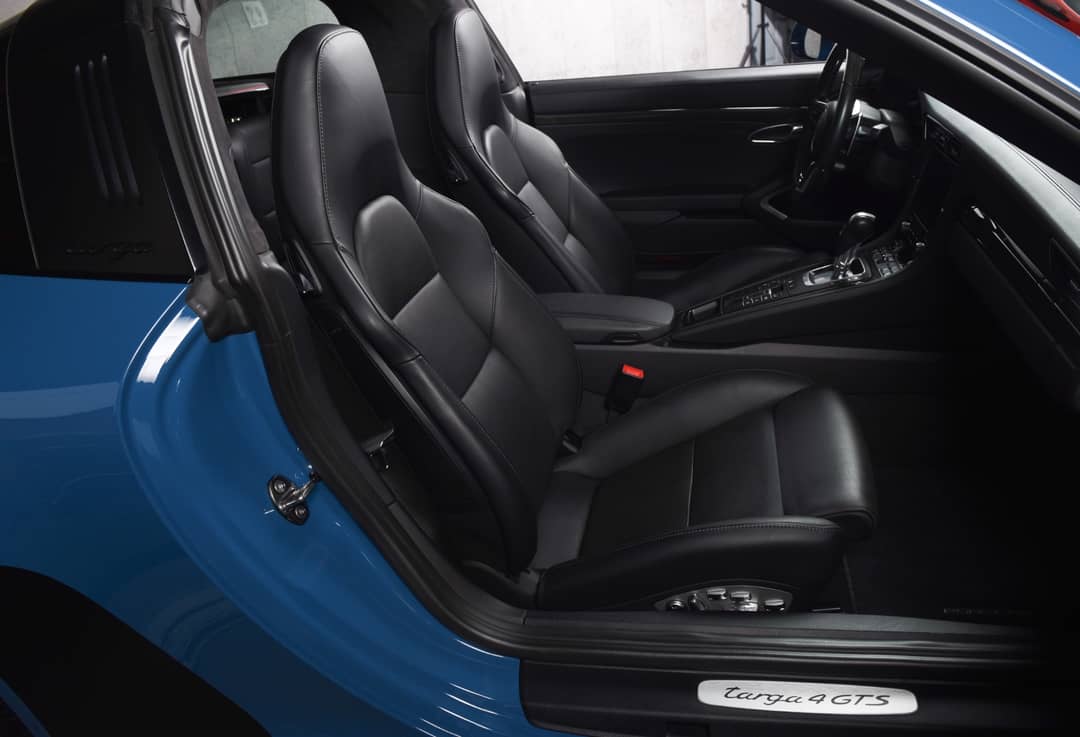 2018 Porsche 911 Targa 4 GTS — photo 21