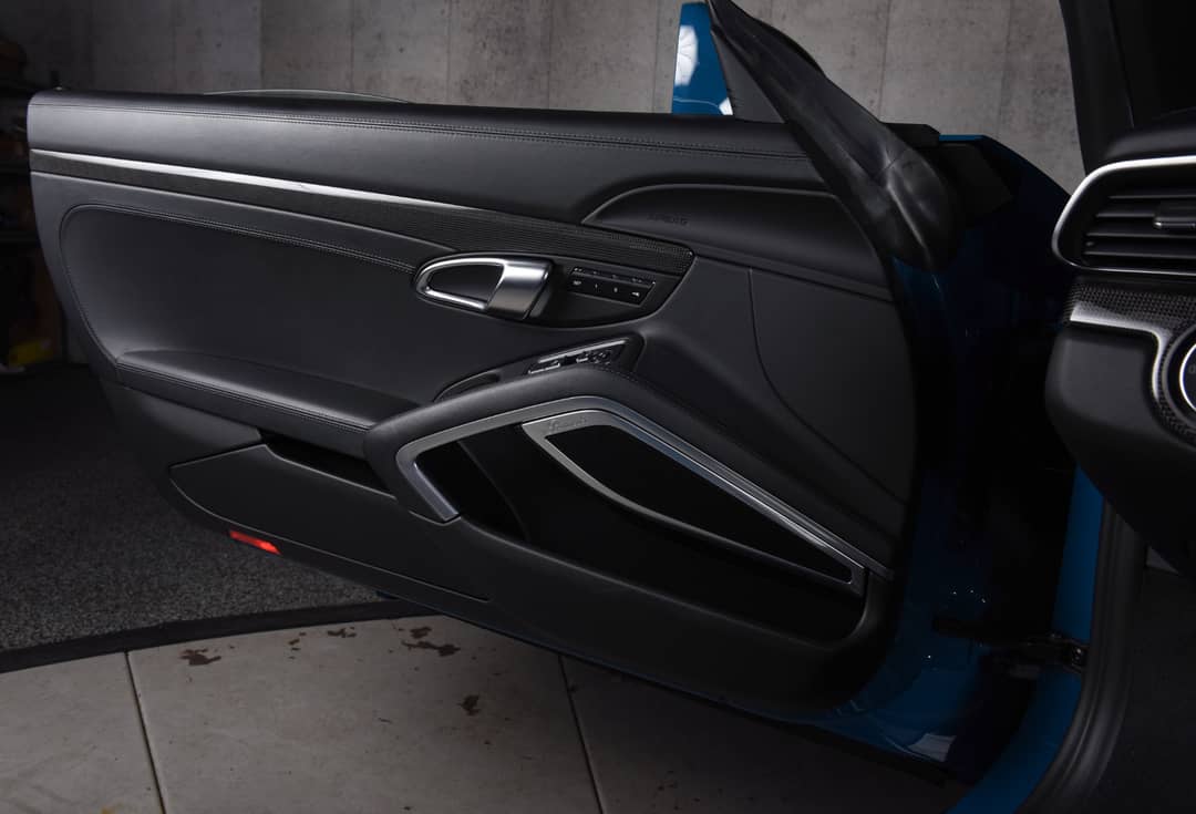 2018 Porsche 911 Targa 4 GTS — photo 26
