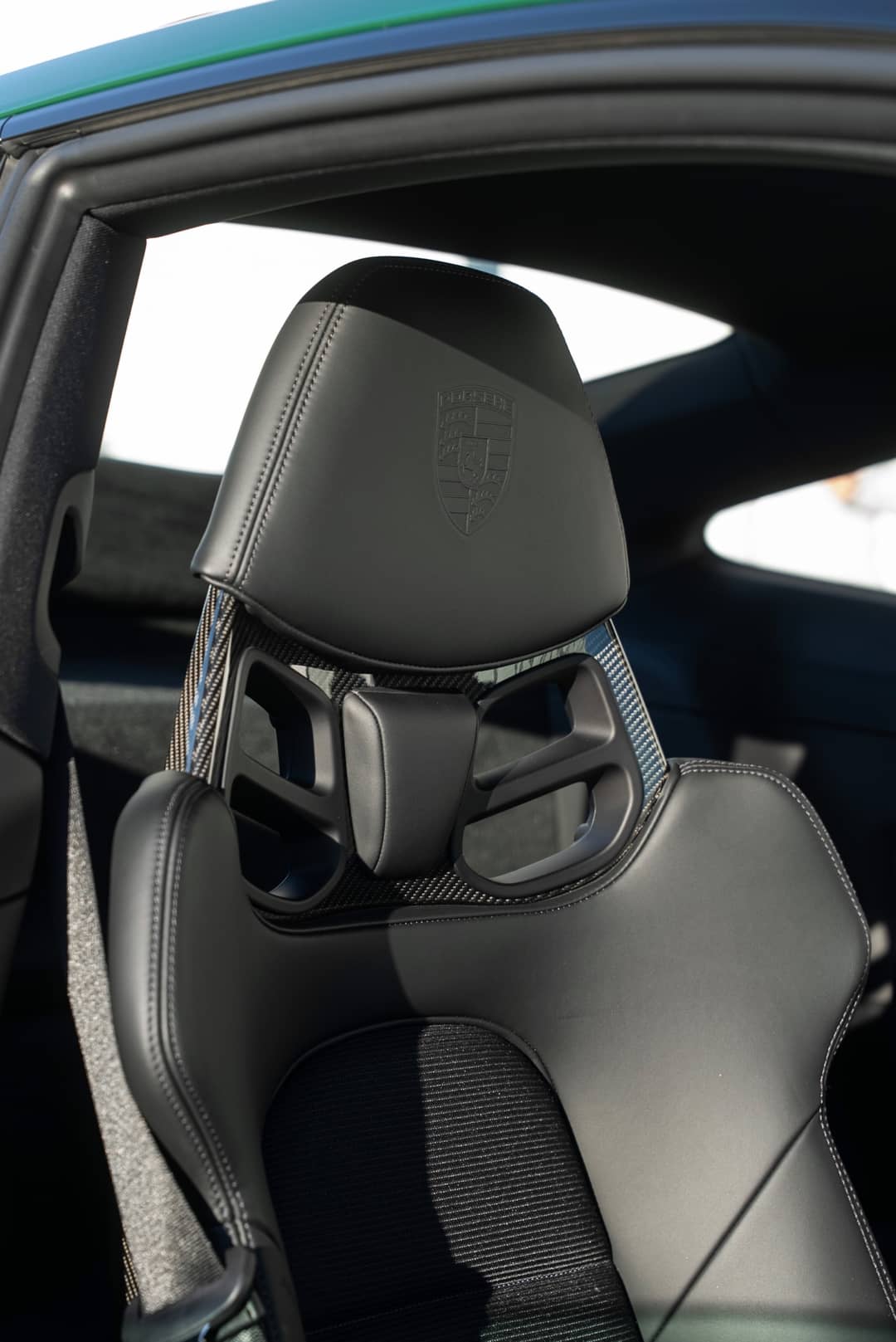2022 Porsche 911 GT3 Touring — photo 16