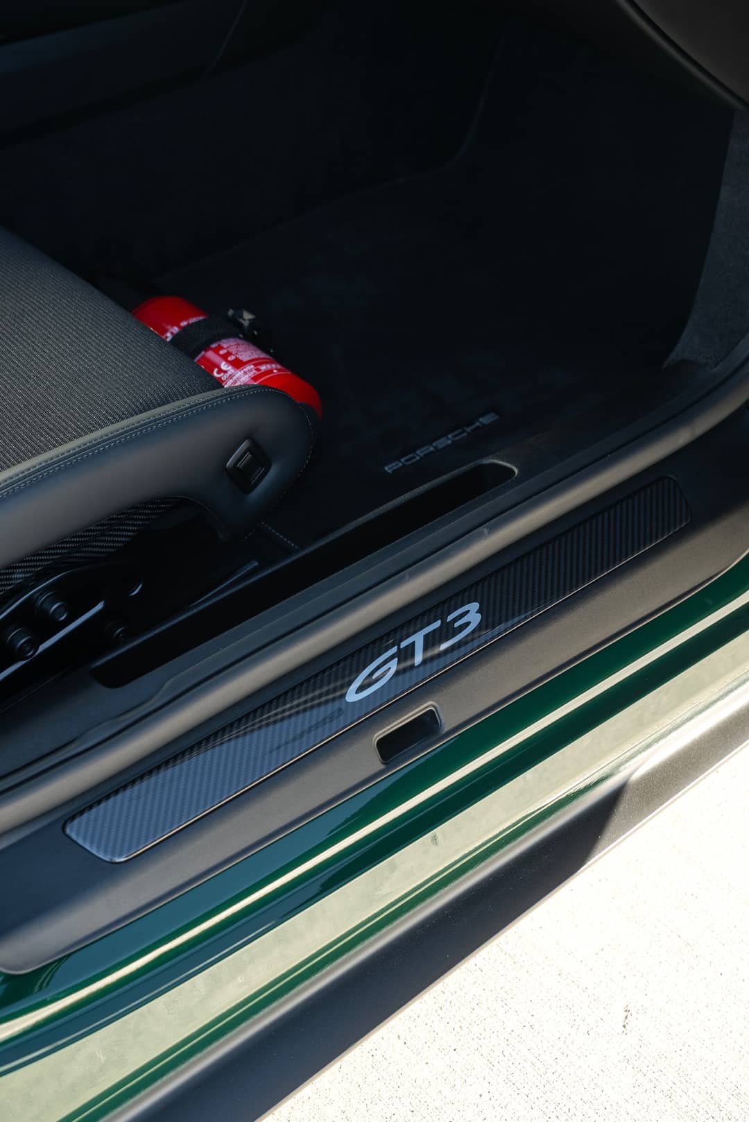 2022 Porsche 911 GT3 Touring — photo 19