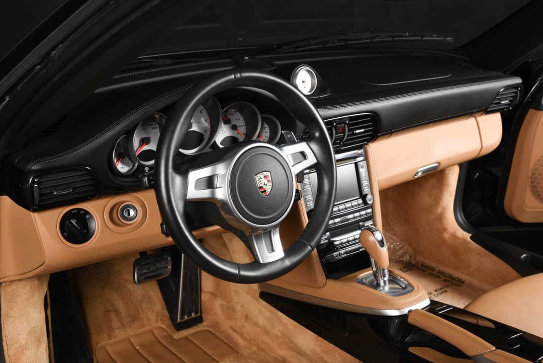 2011 Porsche 911 Turbo S — photo 15