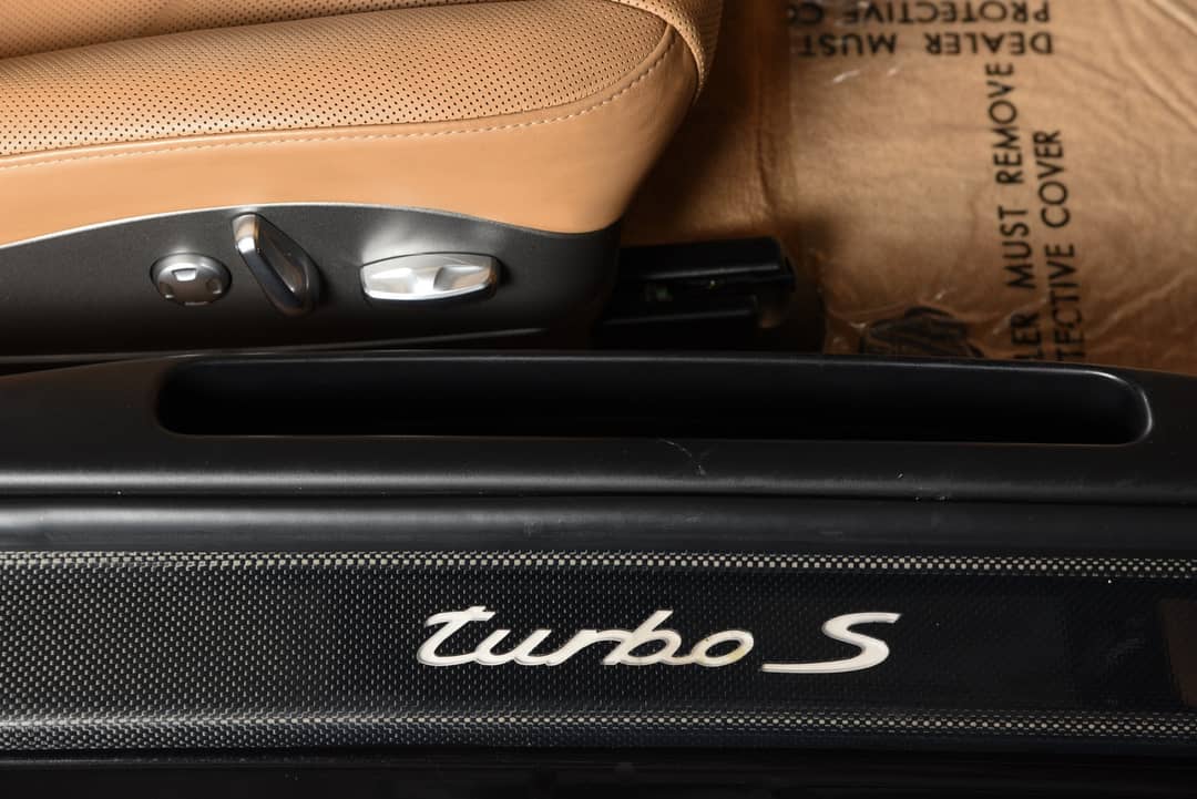 2011 Porsche 911 Turbo S — photo 24