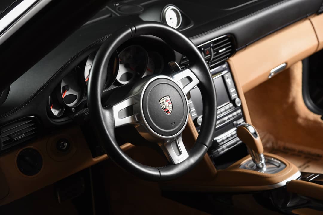 2011 Porsche 911 Turbo S — photo 4