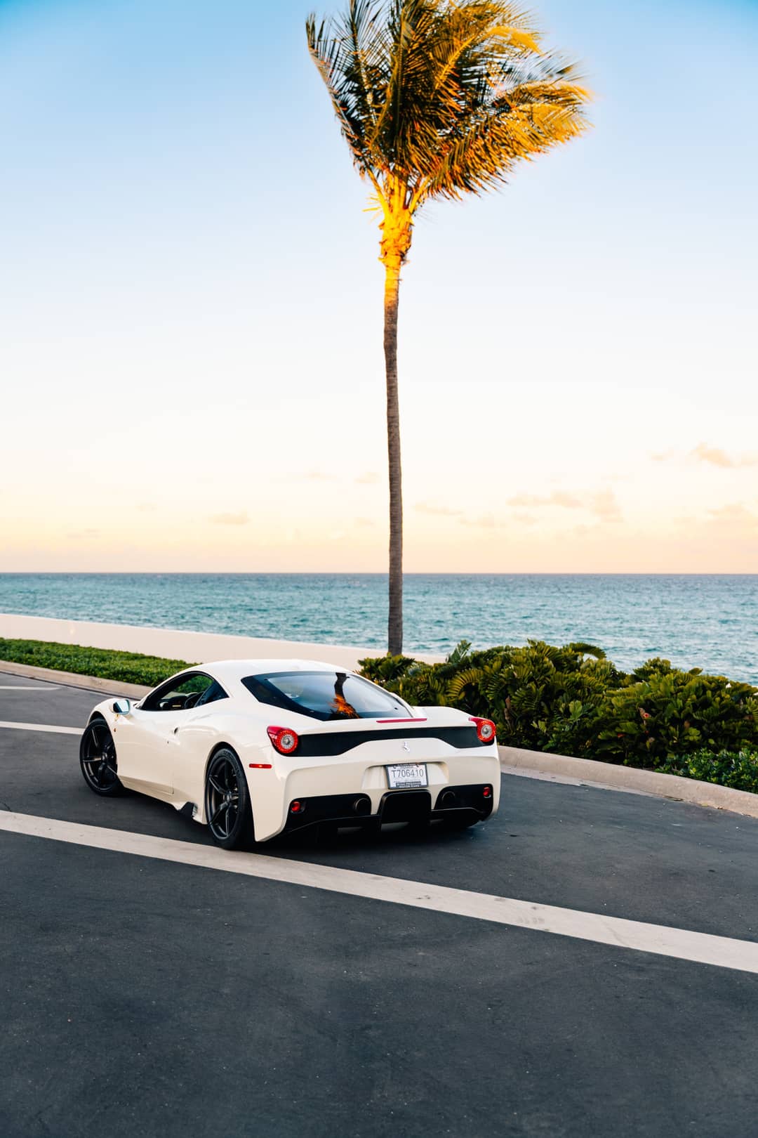 2015 Ferrari 458 Speciale — photo 16