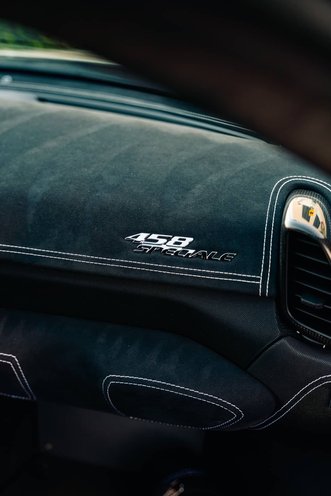 2015 Ferrari 458 Speciale — photo 8