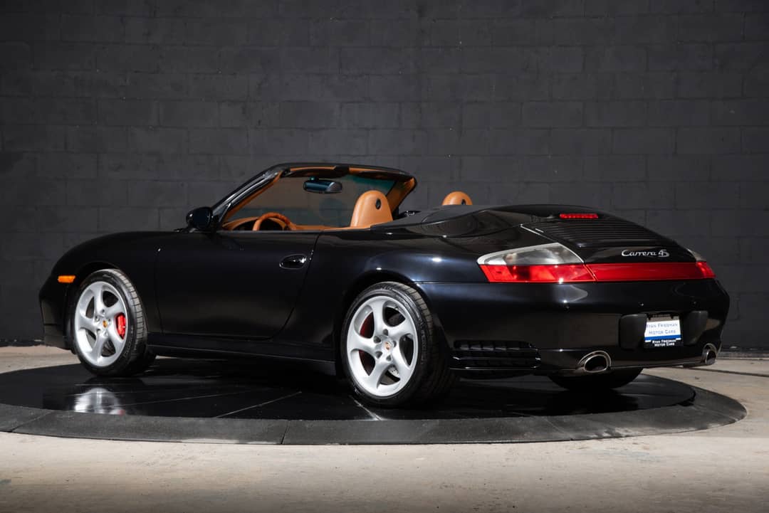 2004 Porsche 911 Carrera 4S — photo 14