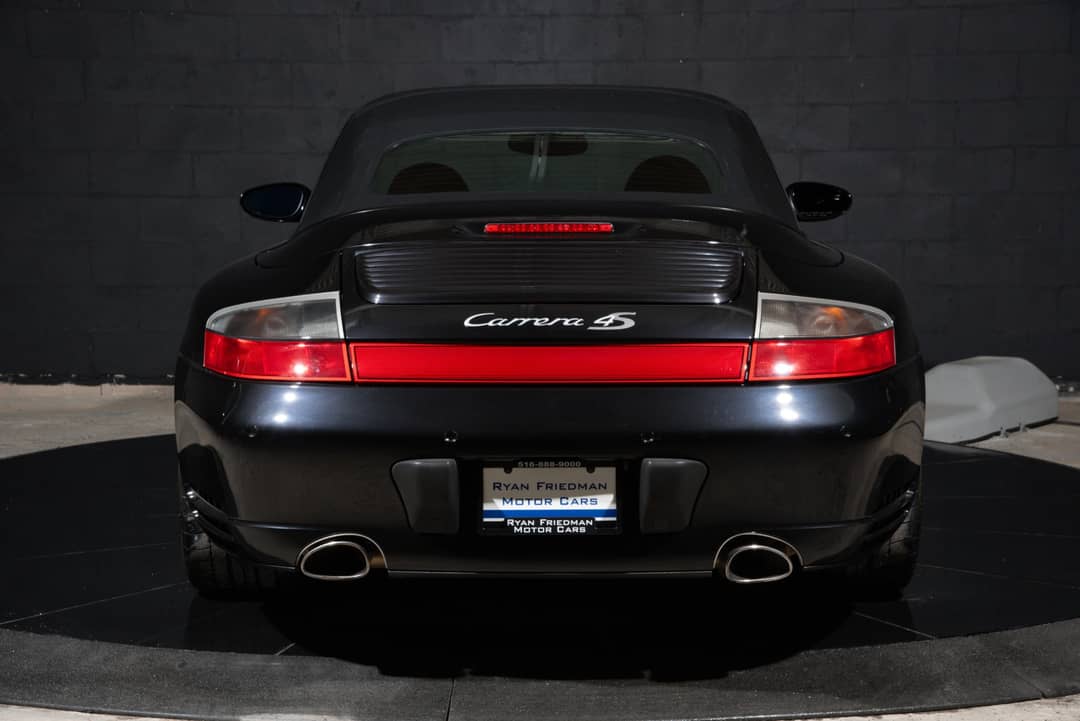 2004 Porsche 911 Carrera 4S — photo 16