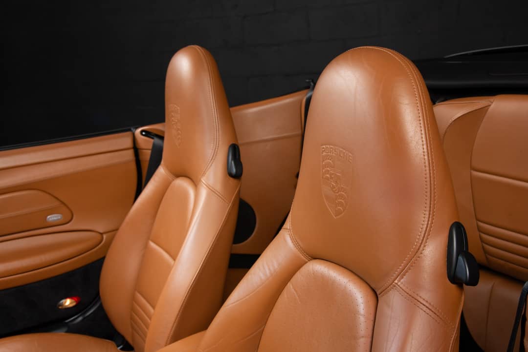 2004 Porsche 911 Carrera 4S — photo 22