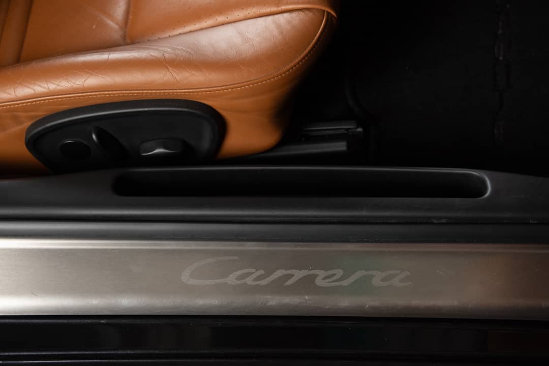 2004 Porsche 911 Carrera 4S — photo 33