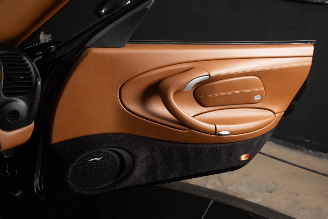 2004 Porsche 911 Carrera 4S — photo 35