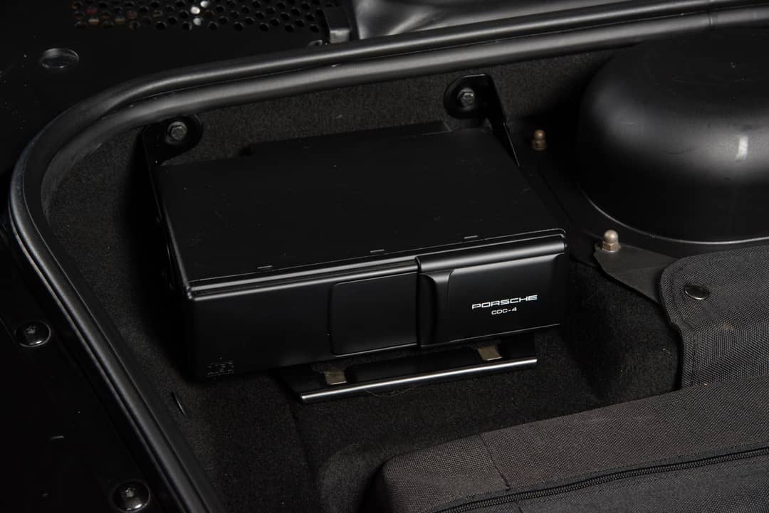 2004 Porsche 911 Carrera 4S — photo 37