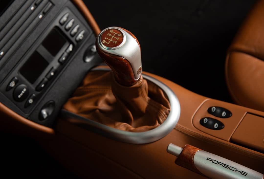 2004 Porsche 911 Carrera 4S — photo 7