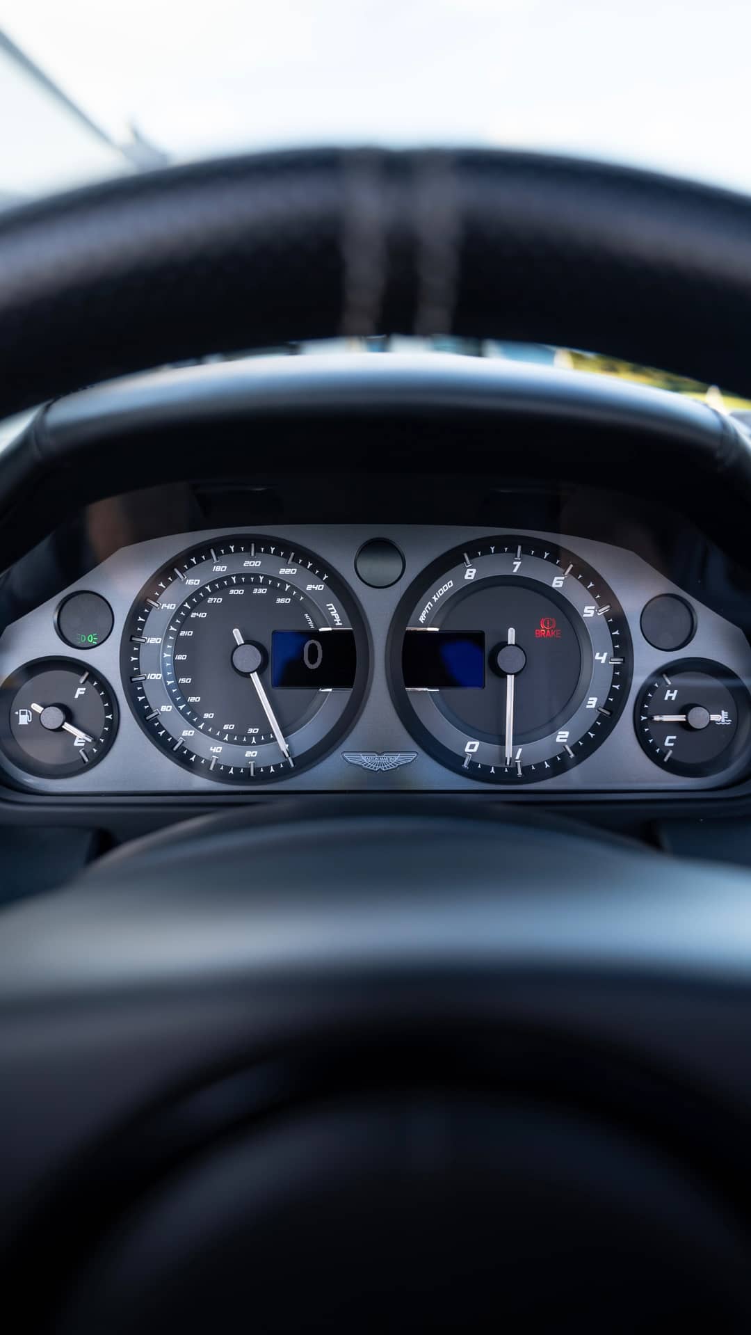 2015 Aston Martin V8 Vantage GT Roadster — photo 18