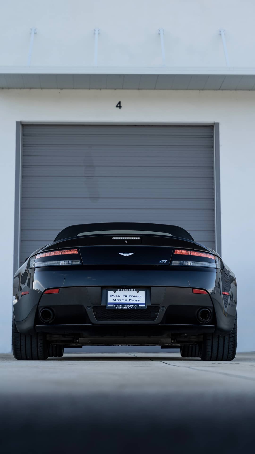 2015 Aston Martin V8 Vantage GT Roadster — photo 36