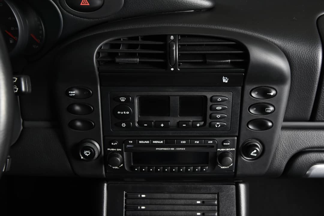 2003 Porsche 911 Targa — photo 23