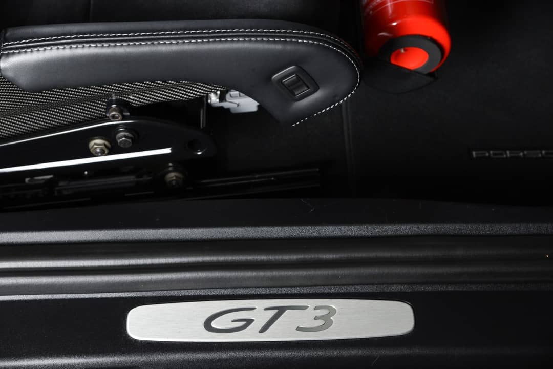 2015 Porsche 911 GT3 — photo 31