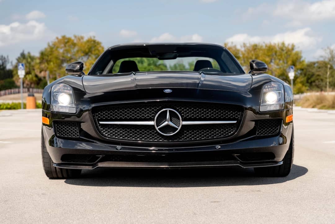 2015 Mercedes-Benz SLS AMG GT Final Edition — photo 12