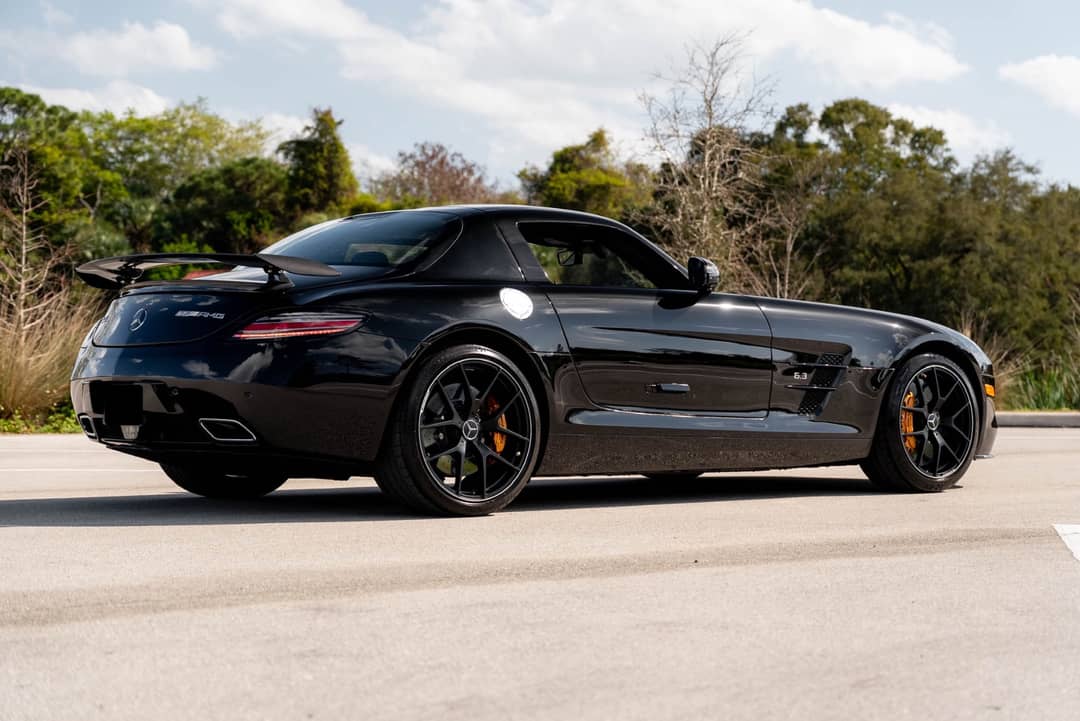 2015 Mercedes-Benz SLS AMG GT Final Edition — photo 14
