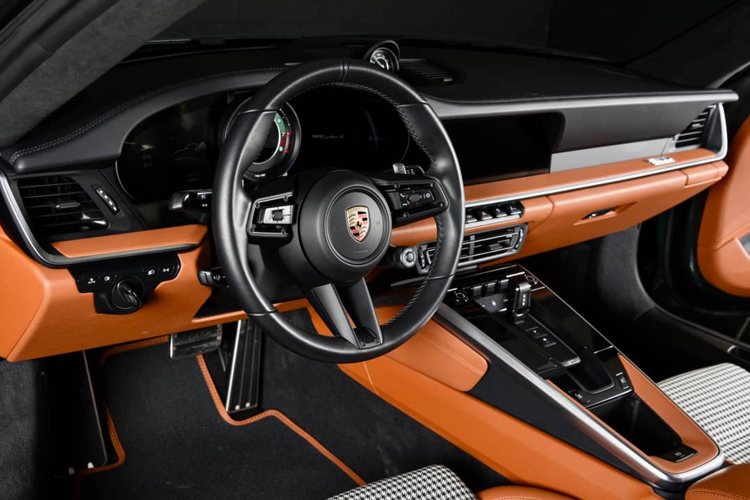 2023 Porsche 911 Turbo S — photo 4