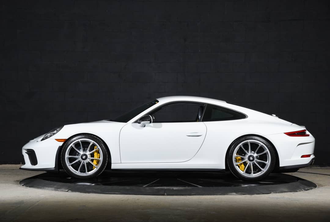 2018 Porsche 911 GT3 Touring — photo 11