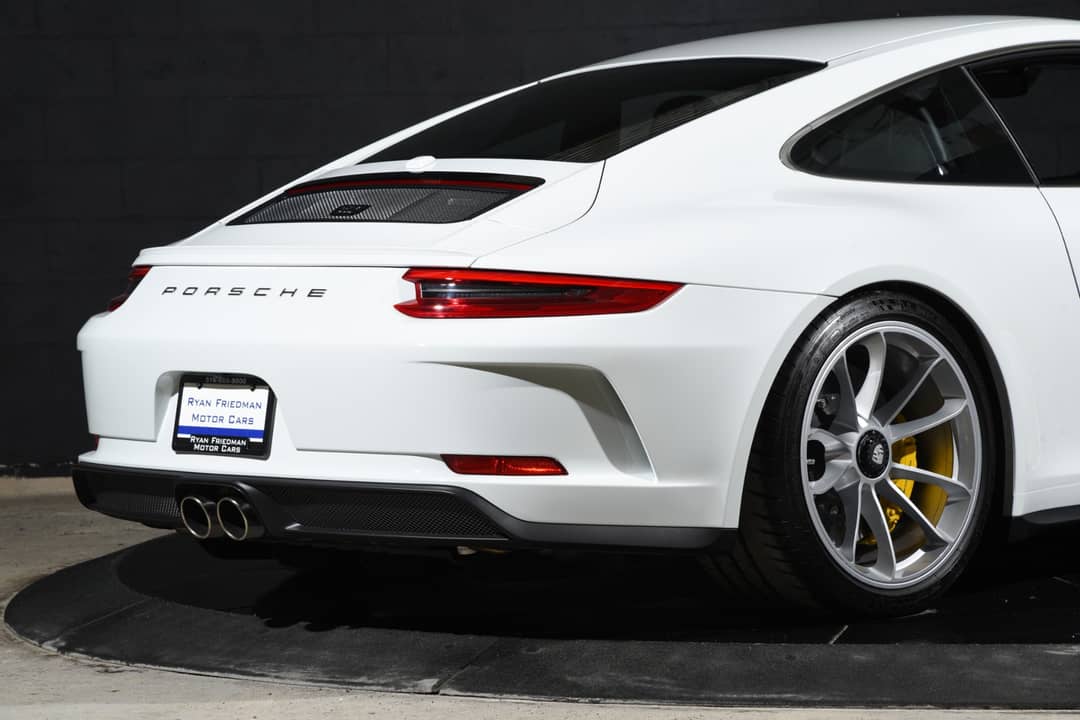 2018 Porsche 911 GT3 Touring — photo 33