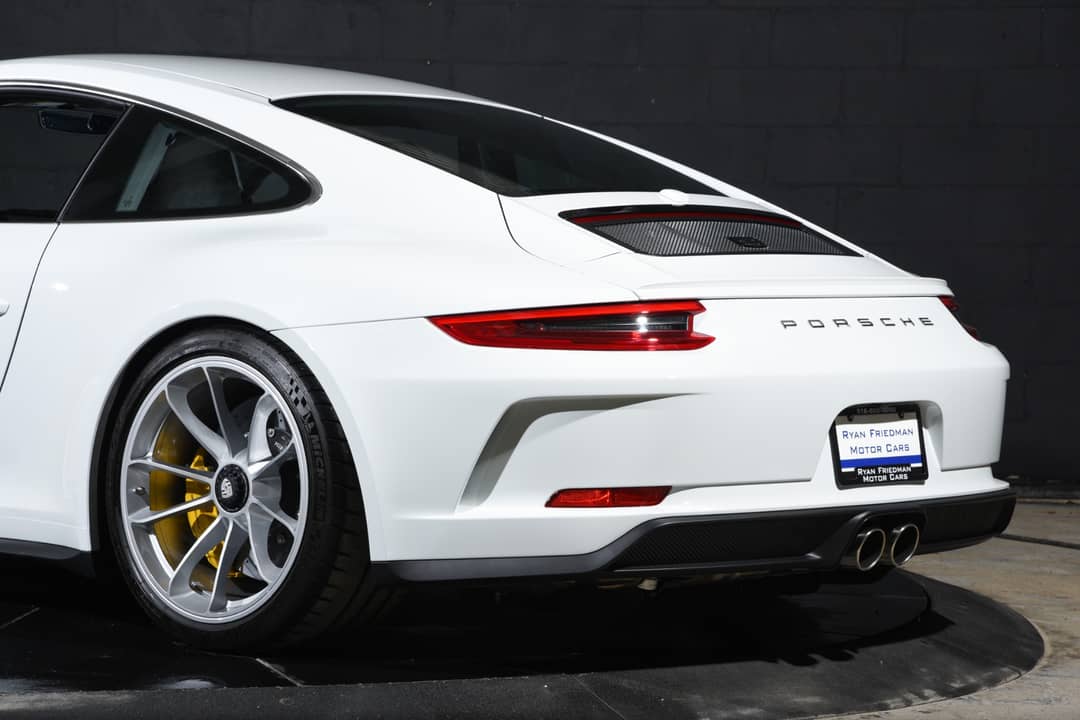 2018 Porsche 911 GT3 Touring — photo 45