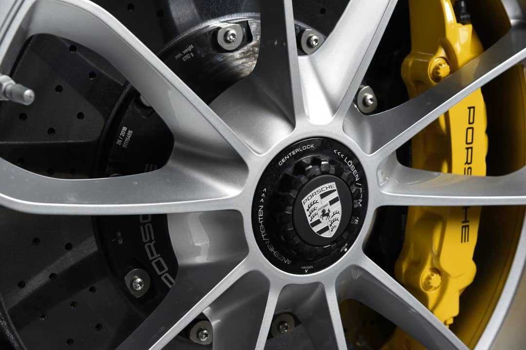 2018 Porsche 911 GT3 Touring — photo 46