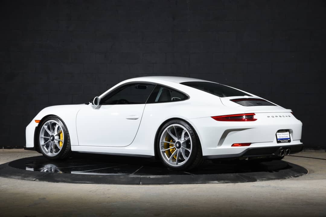 2018 Porsche 911 GT3 Touring — photo 10