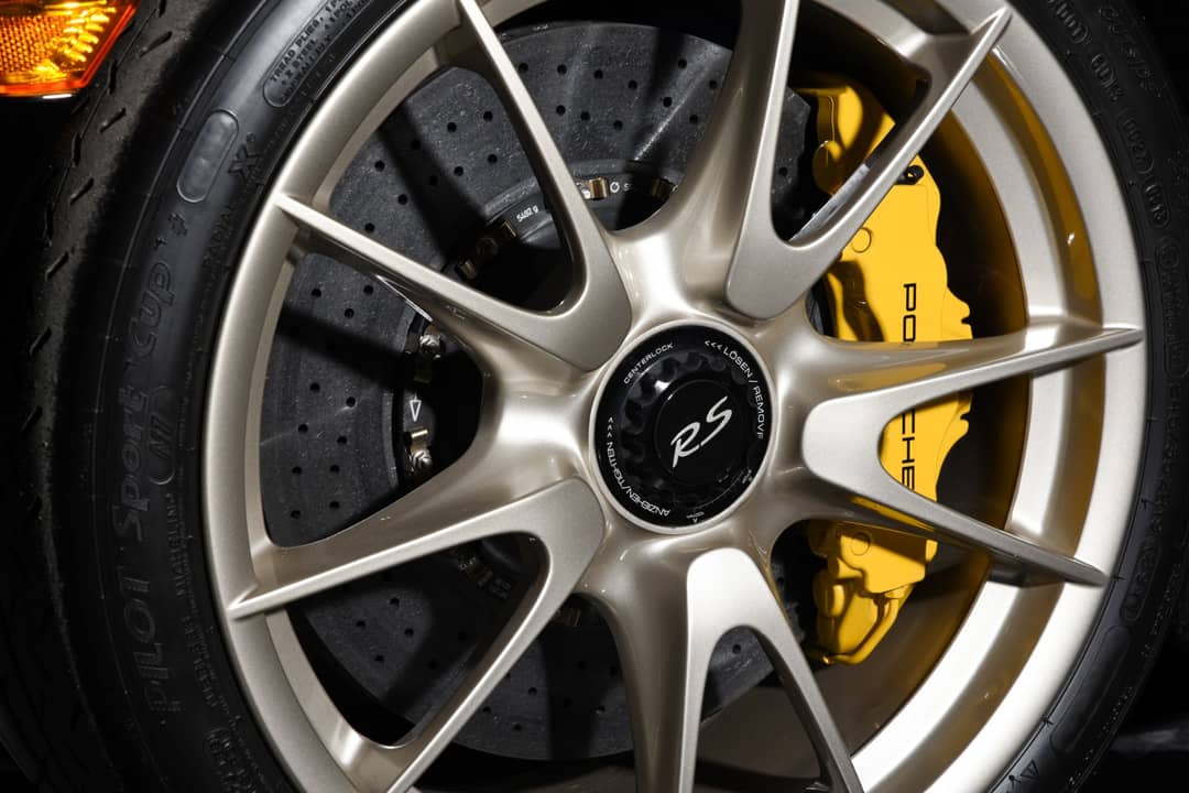 2011 Porsche 911 GT2 RS — photo 24