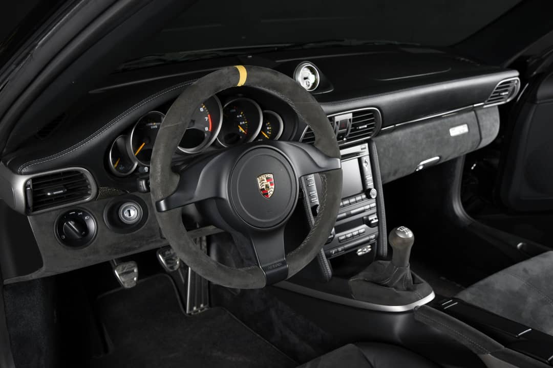 2011 Porsche 911 GT2 RS — photo 29