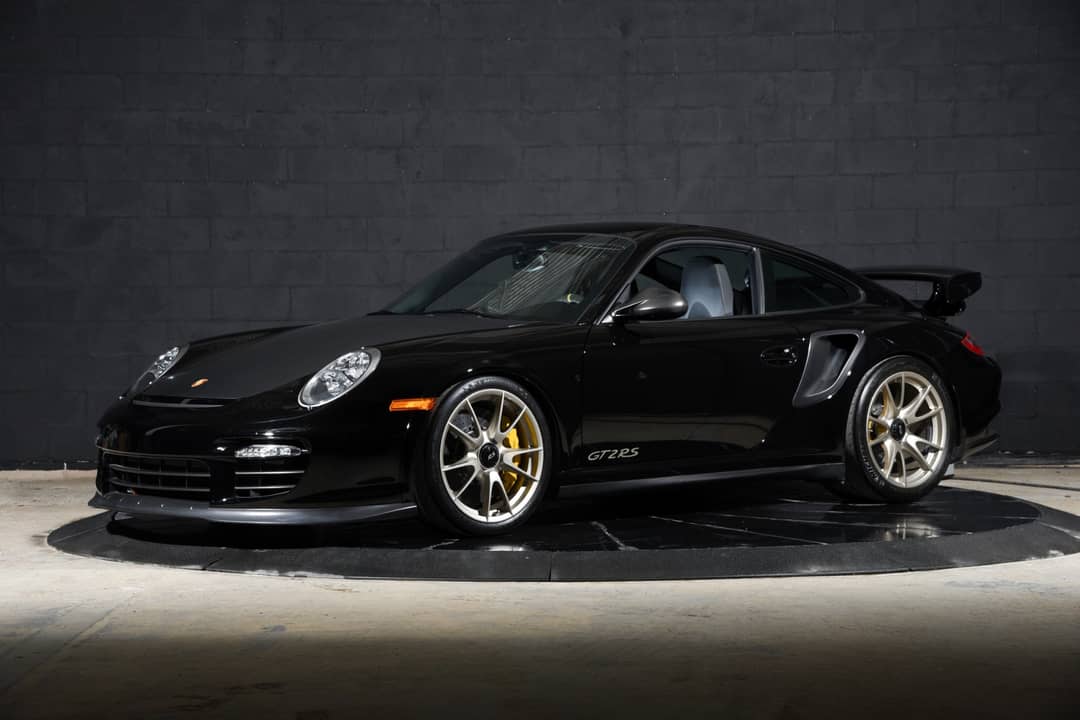 2011 Porsche 911 GT2 RS — photo 9