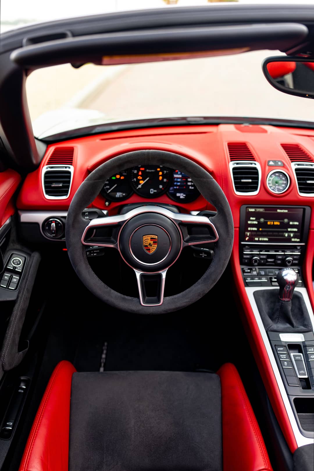 2016 Porsche Boxster Spyder — photo 15