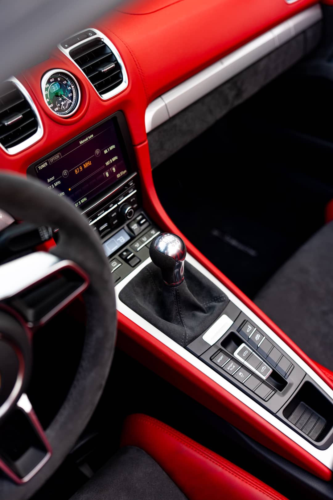 2016 Porsche Boxster Spyder — photo 17
