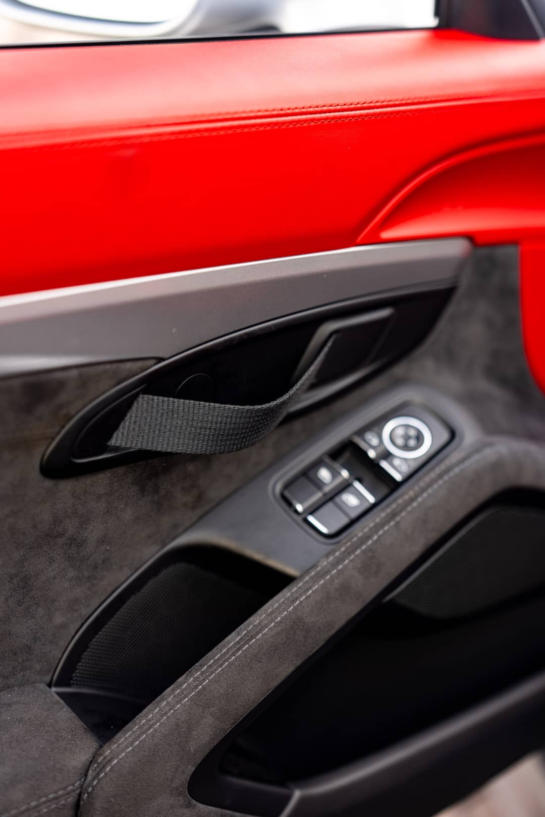 2016 Porsche Boxster Spyder — photo 24