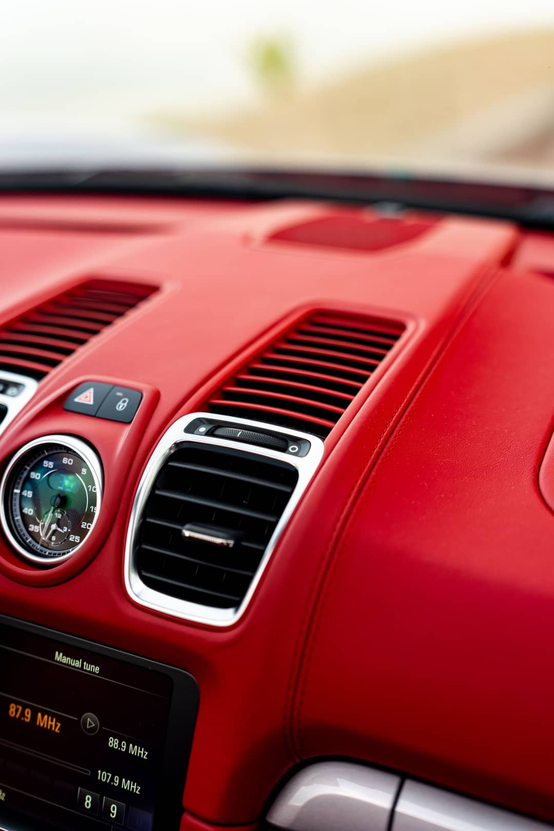 2016 Porsche Boxster Spyder — photo 34