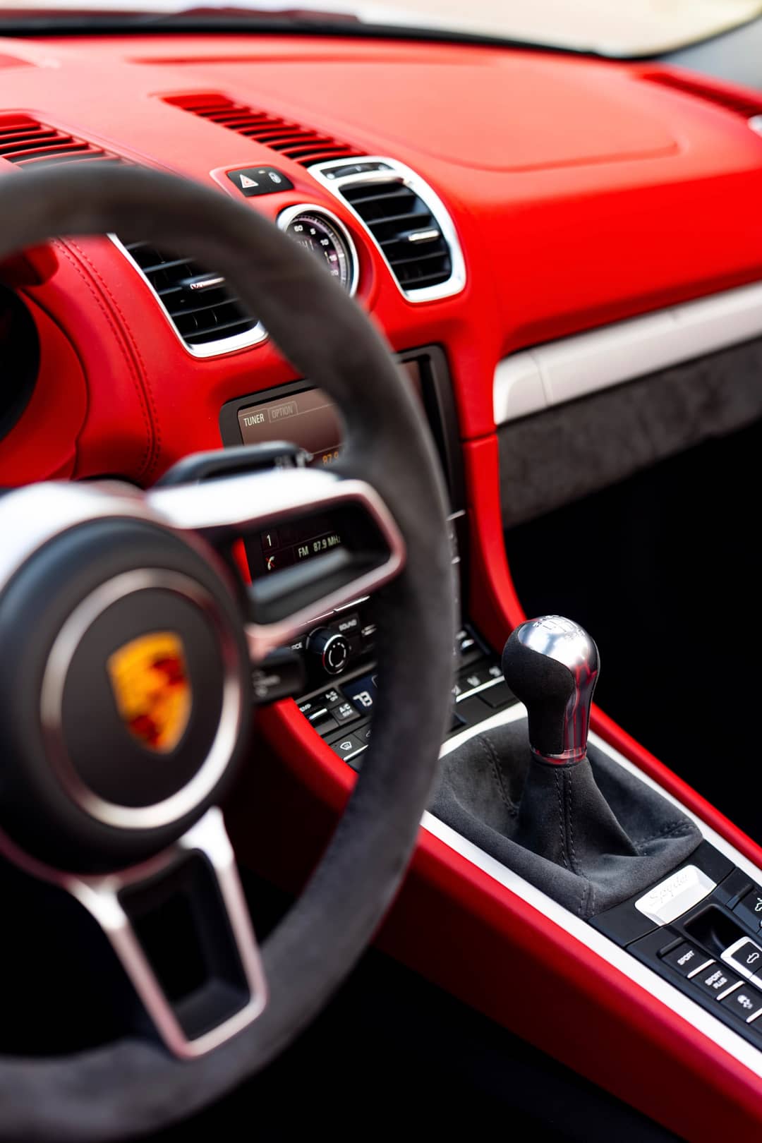 2016 Porsche Boxster Spyder — photo 35