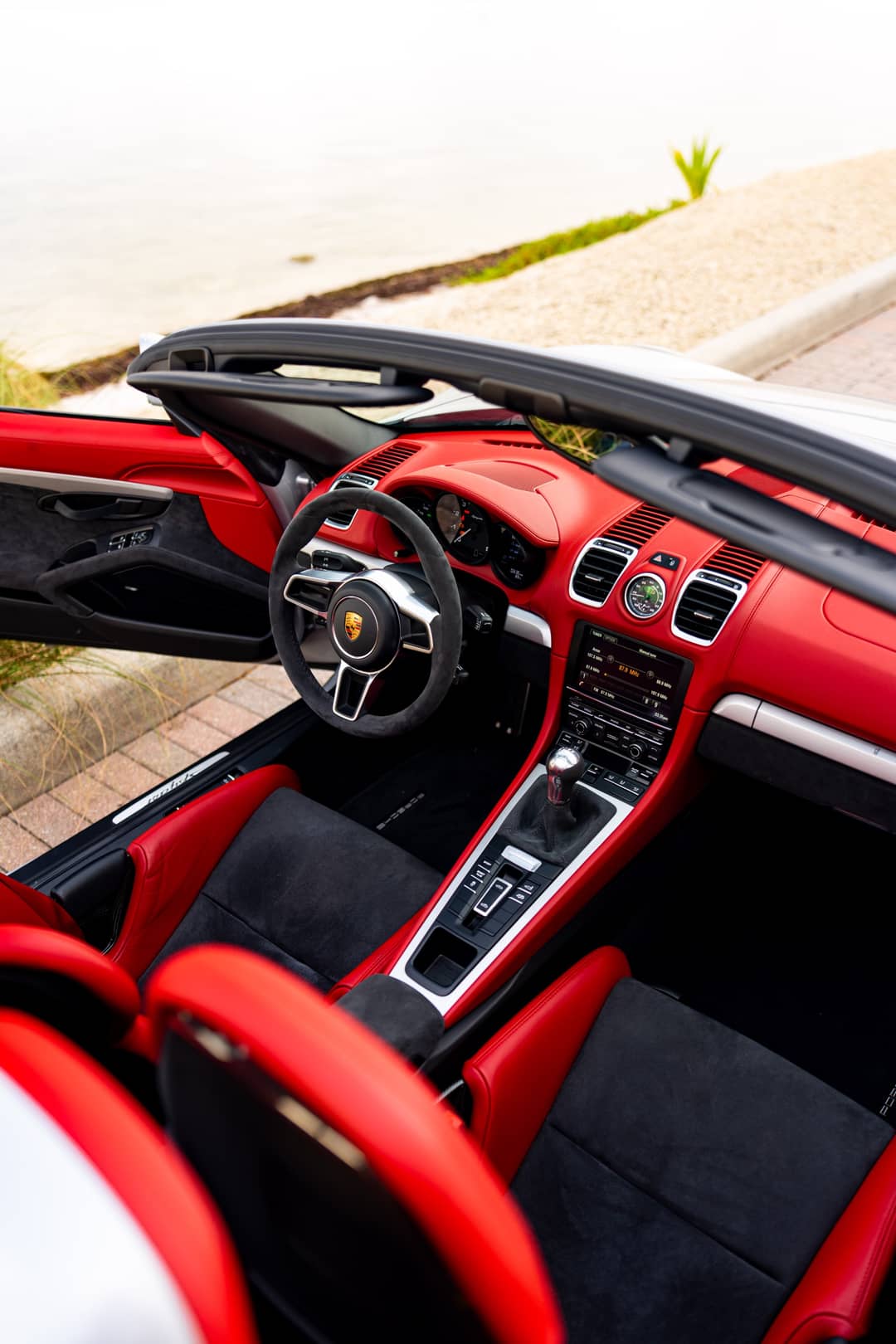 2016 Porsche Boxster Spyder — photo 6